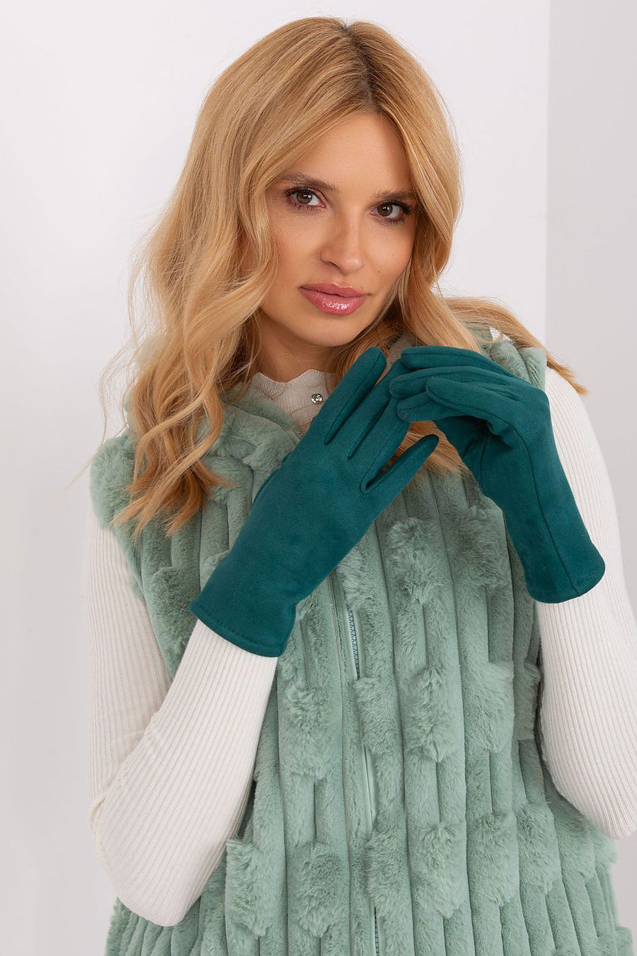  Gants model 190823 AT 