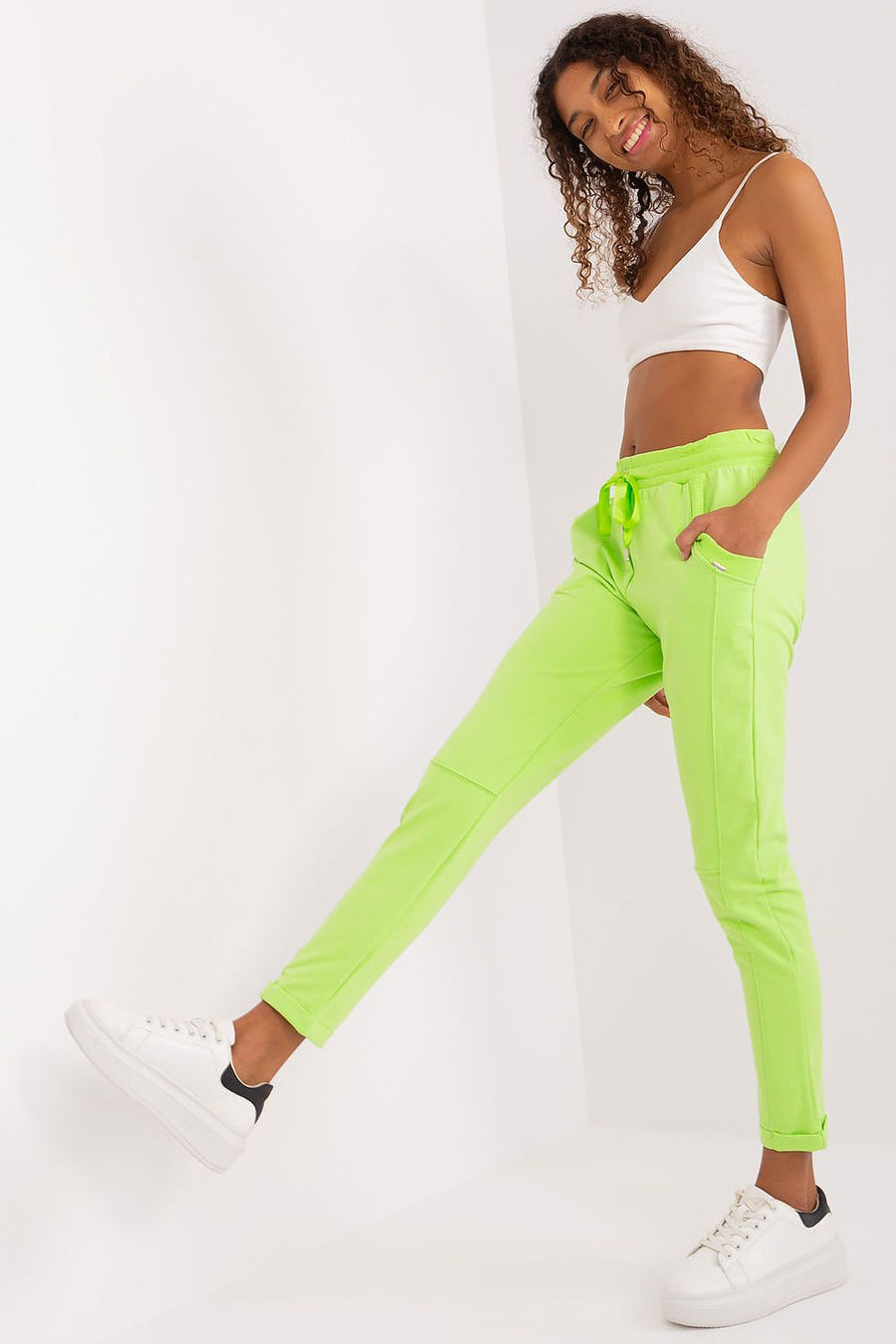  Pantalon survêtement model 191222 Relevance 
