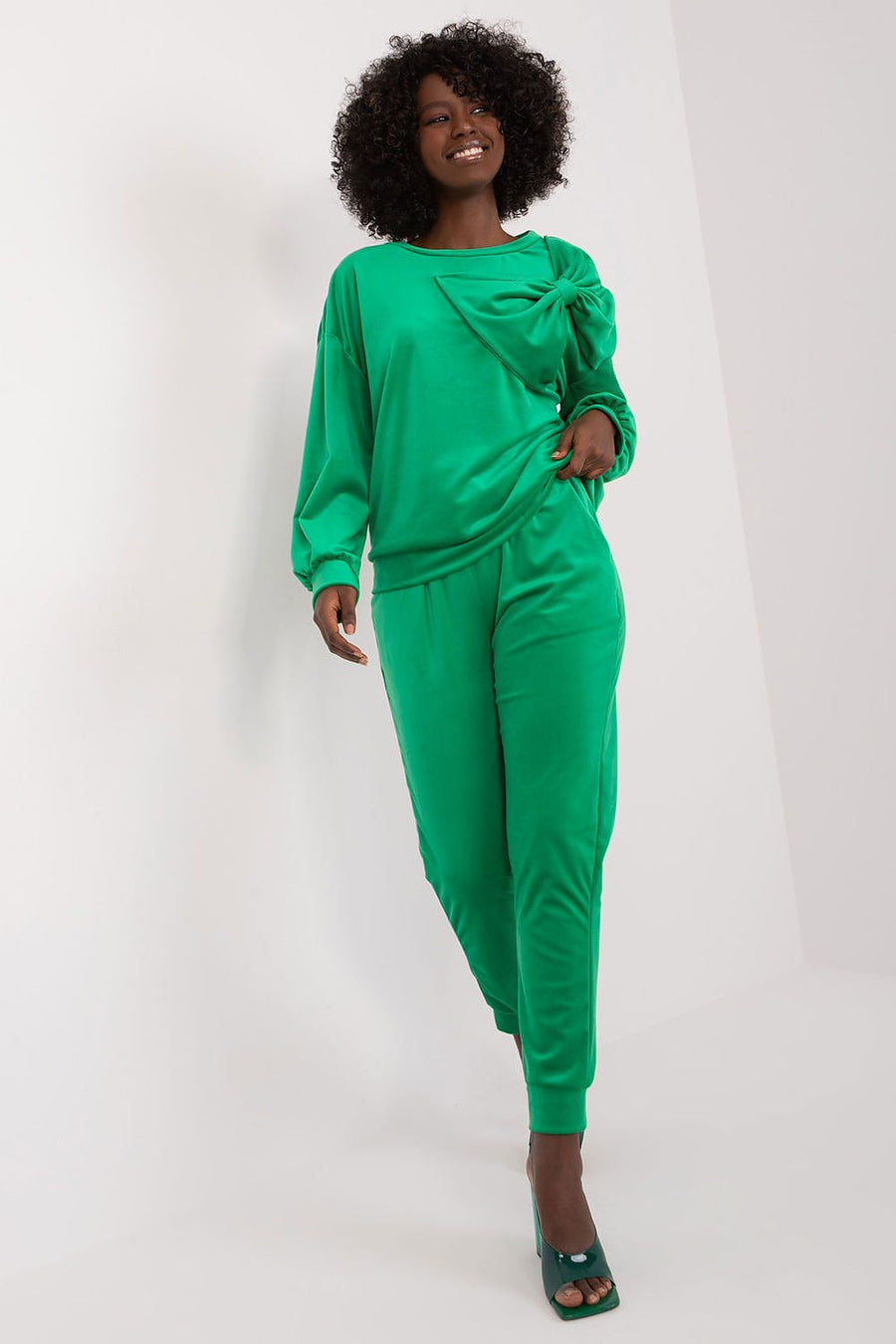  L`ensemble model 193019 Italy Moda 