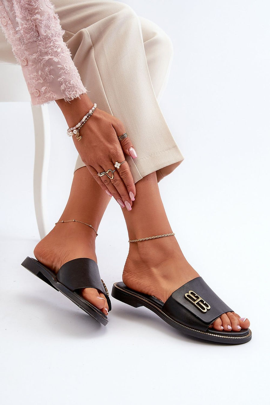  Clacquettes model 195426 Step in style 