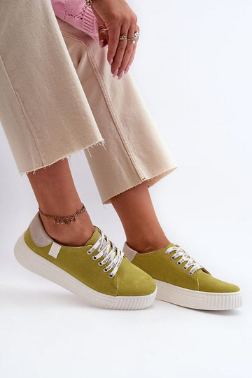  Baskets model 196700 Step in style 