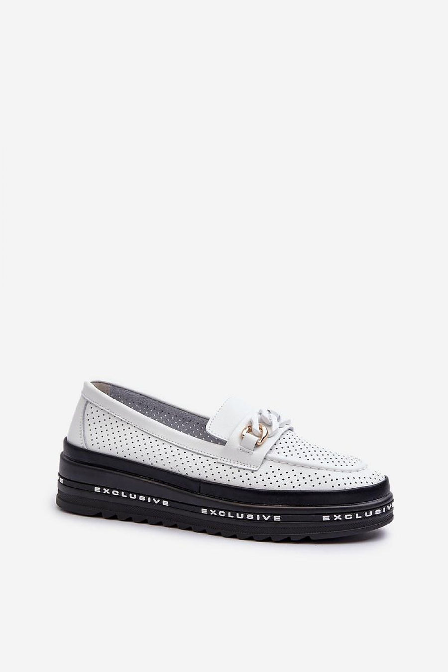  Moccasins model 197156 Step in style 