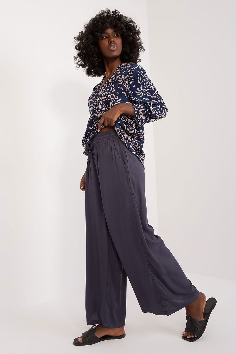  Pantalon femme model 197539 Sublevel 