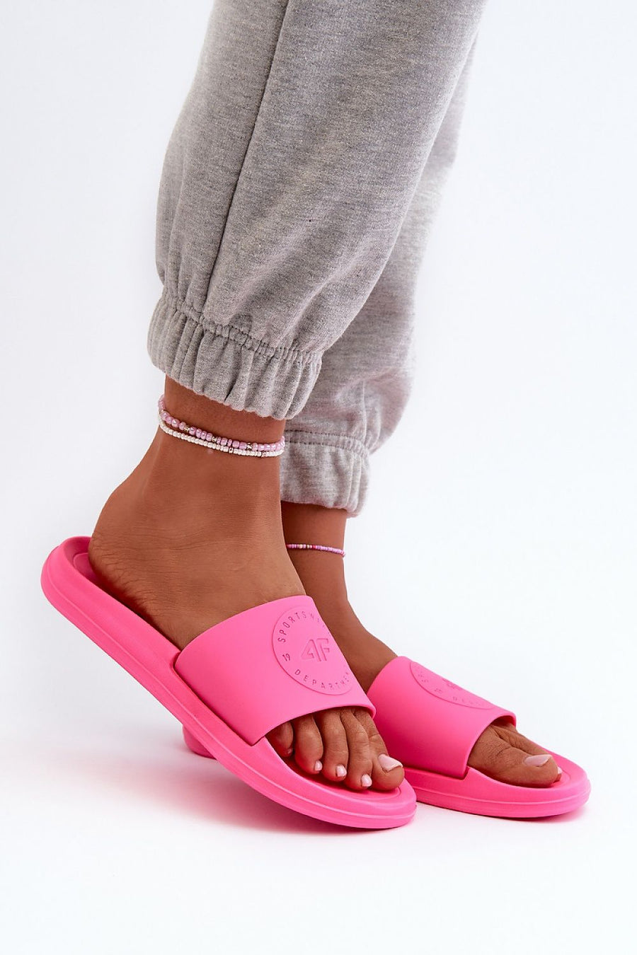  Clacquettes model 198606 Step in style 