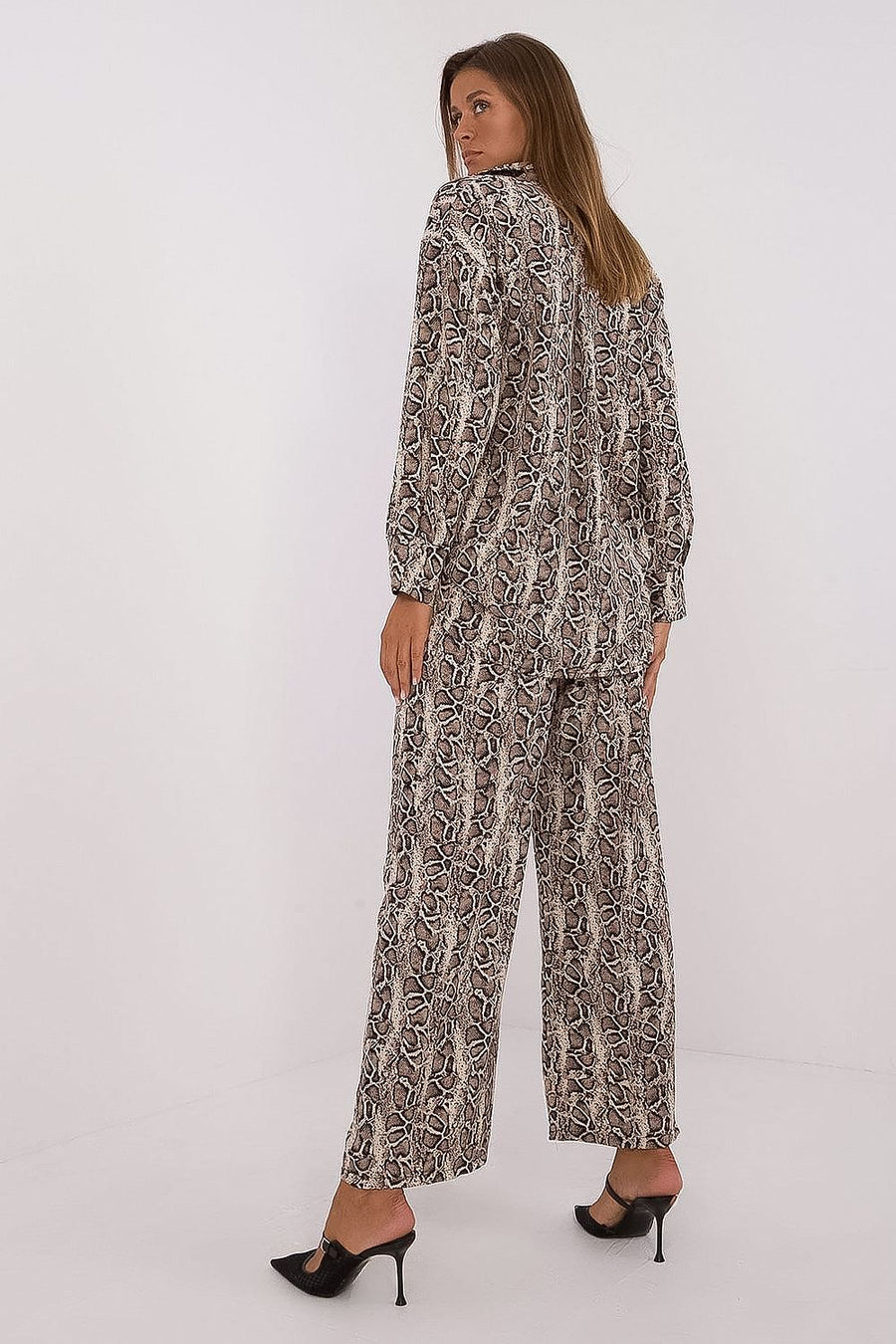 L`ensemble model 199960 Italy Moda 
