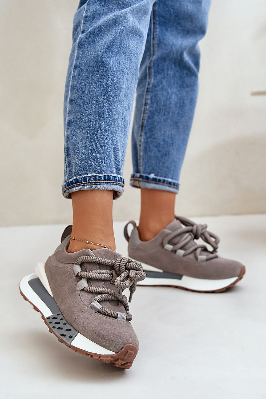  Chaussures de sport model 200824 Step in style 