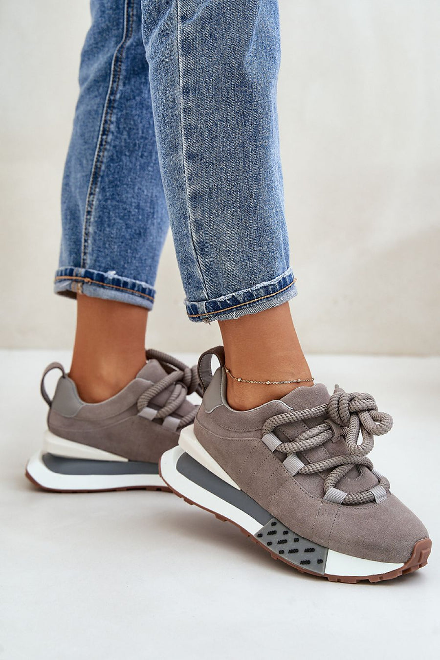  Chaussures de sport model 200824 Step in style 