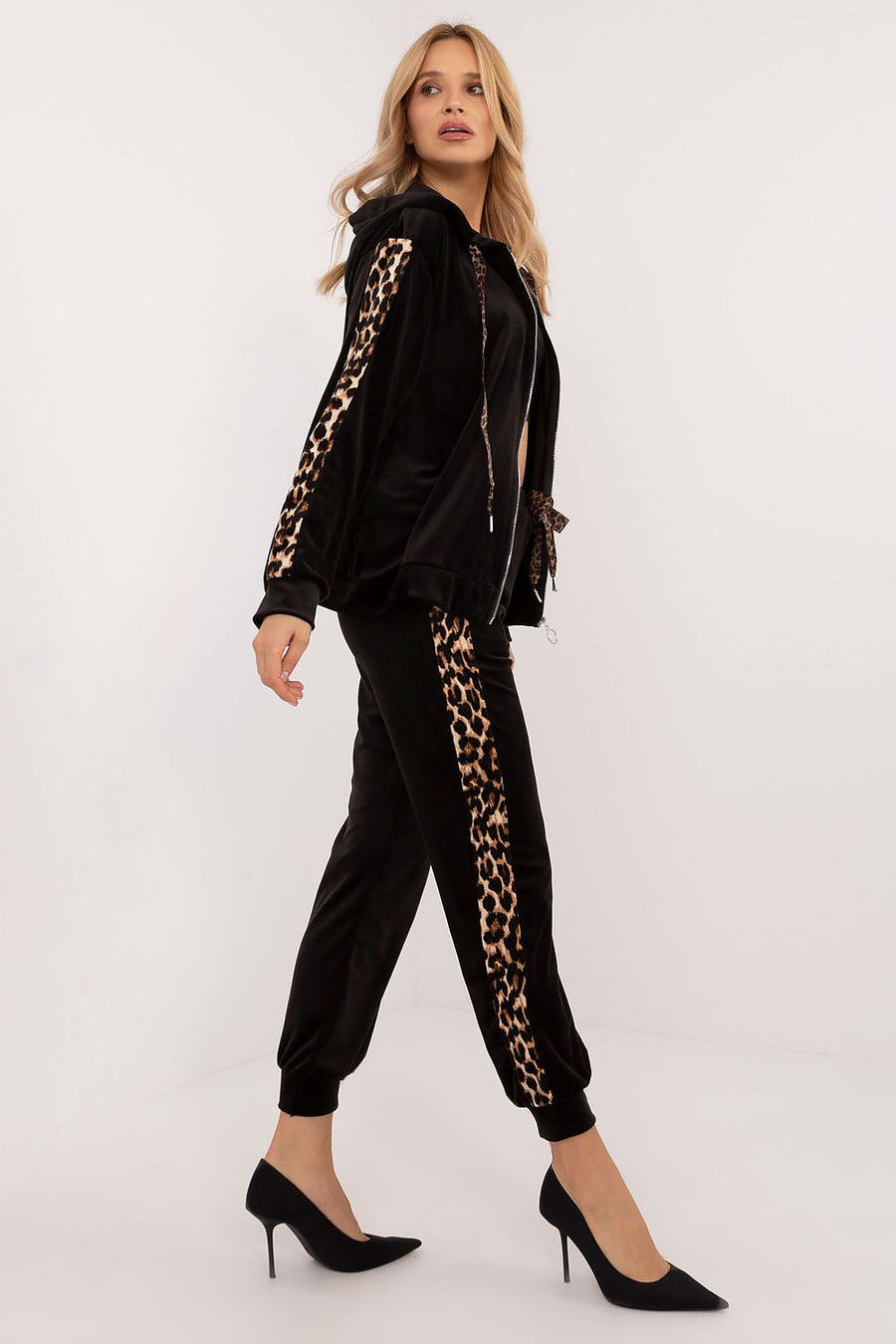  L`ensemble model 201593 Italy Moda 