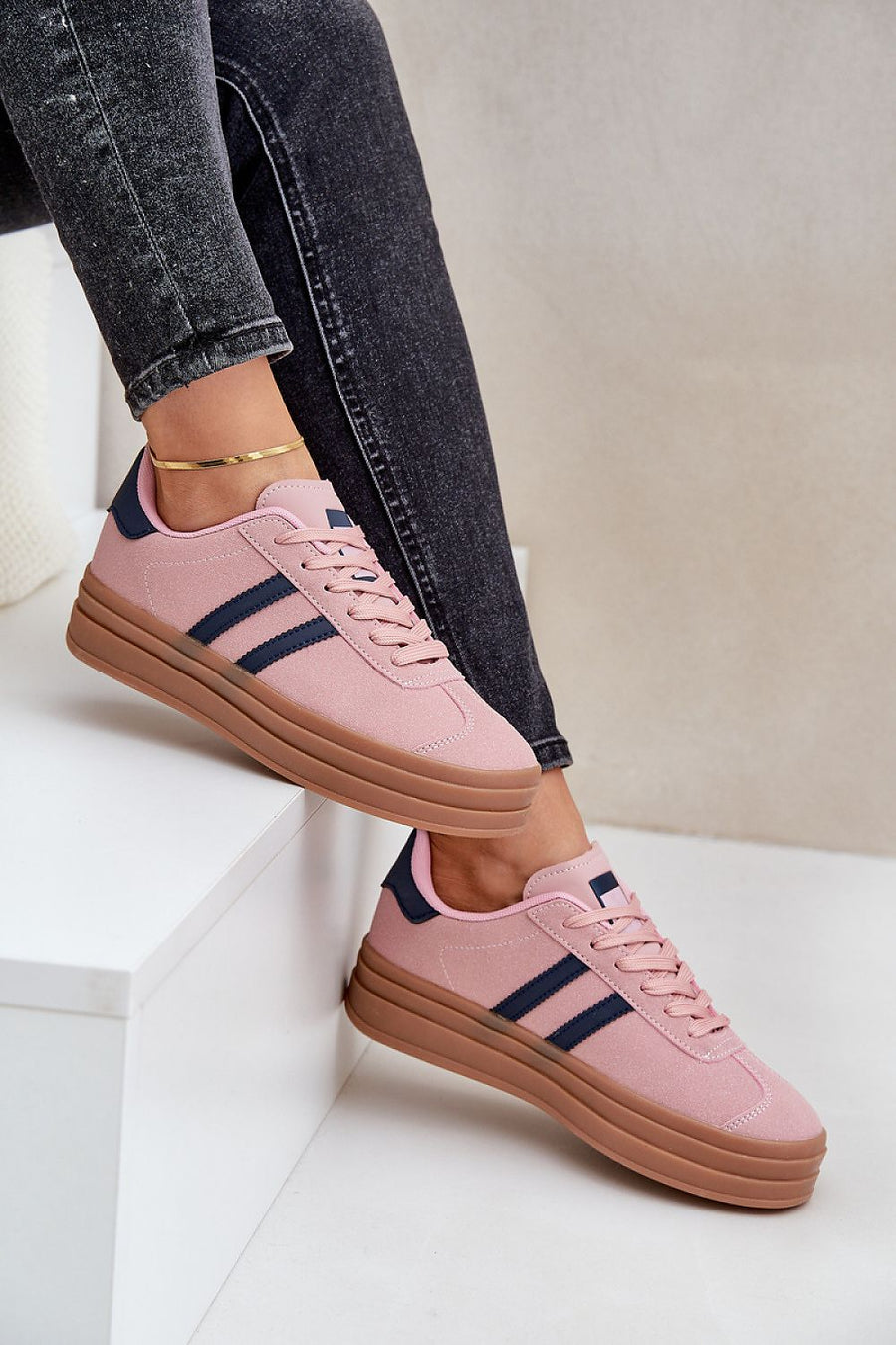  Chaussures de sport model 203915 Step in style 