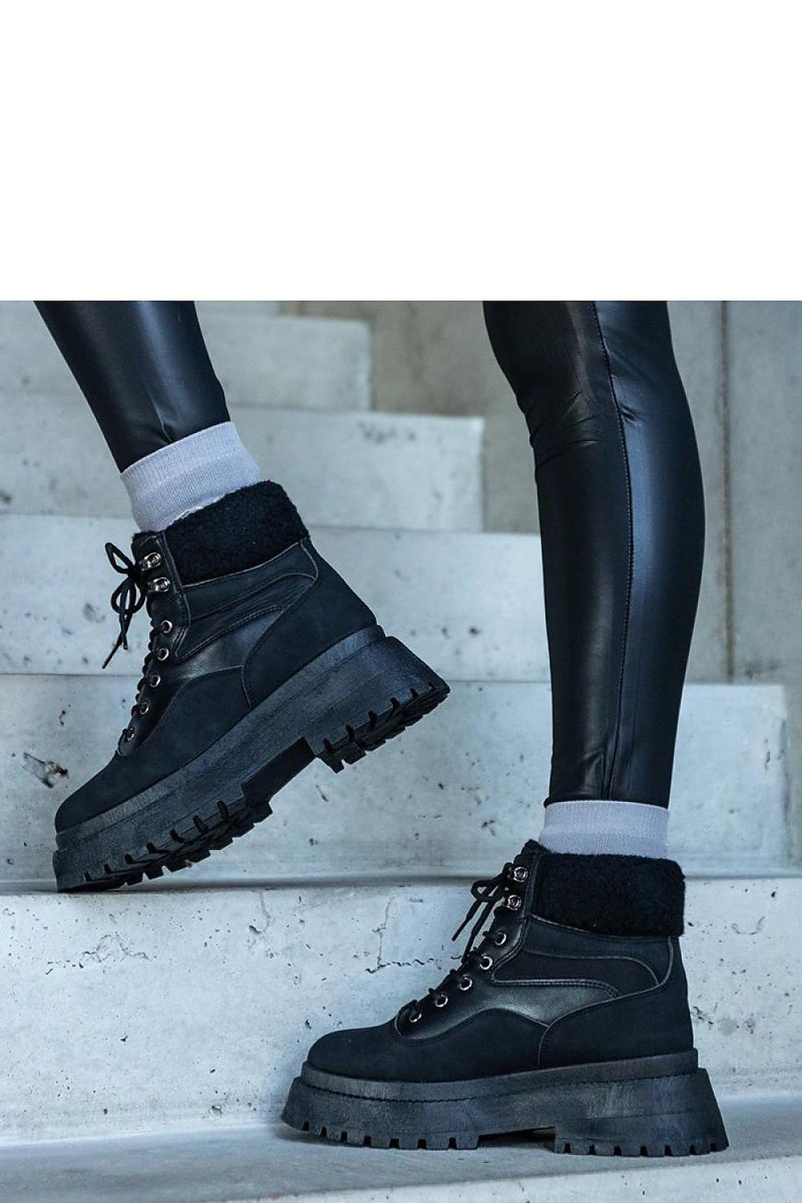  Bottes model 204570 Solea 