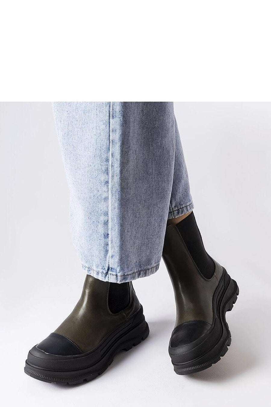  Bottes model 204627 Solea 