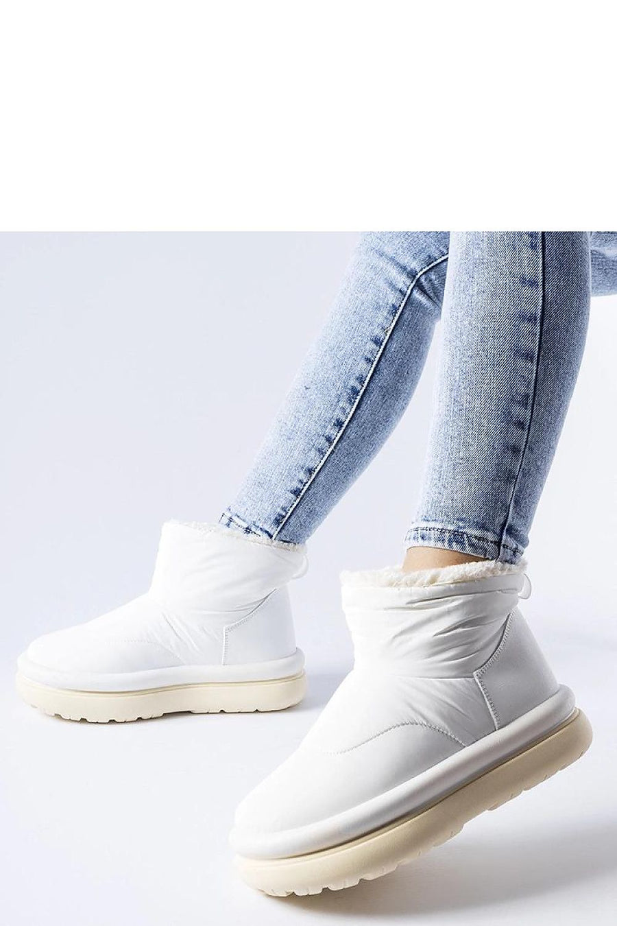  Bottes model 205820 Solea 