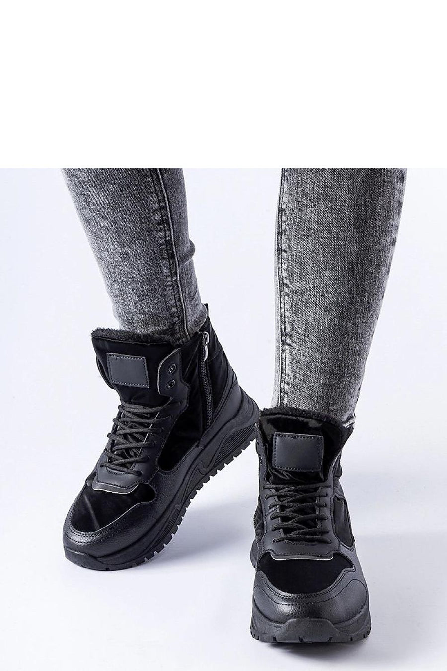  Bottes model 205825 Solea 