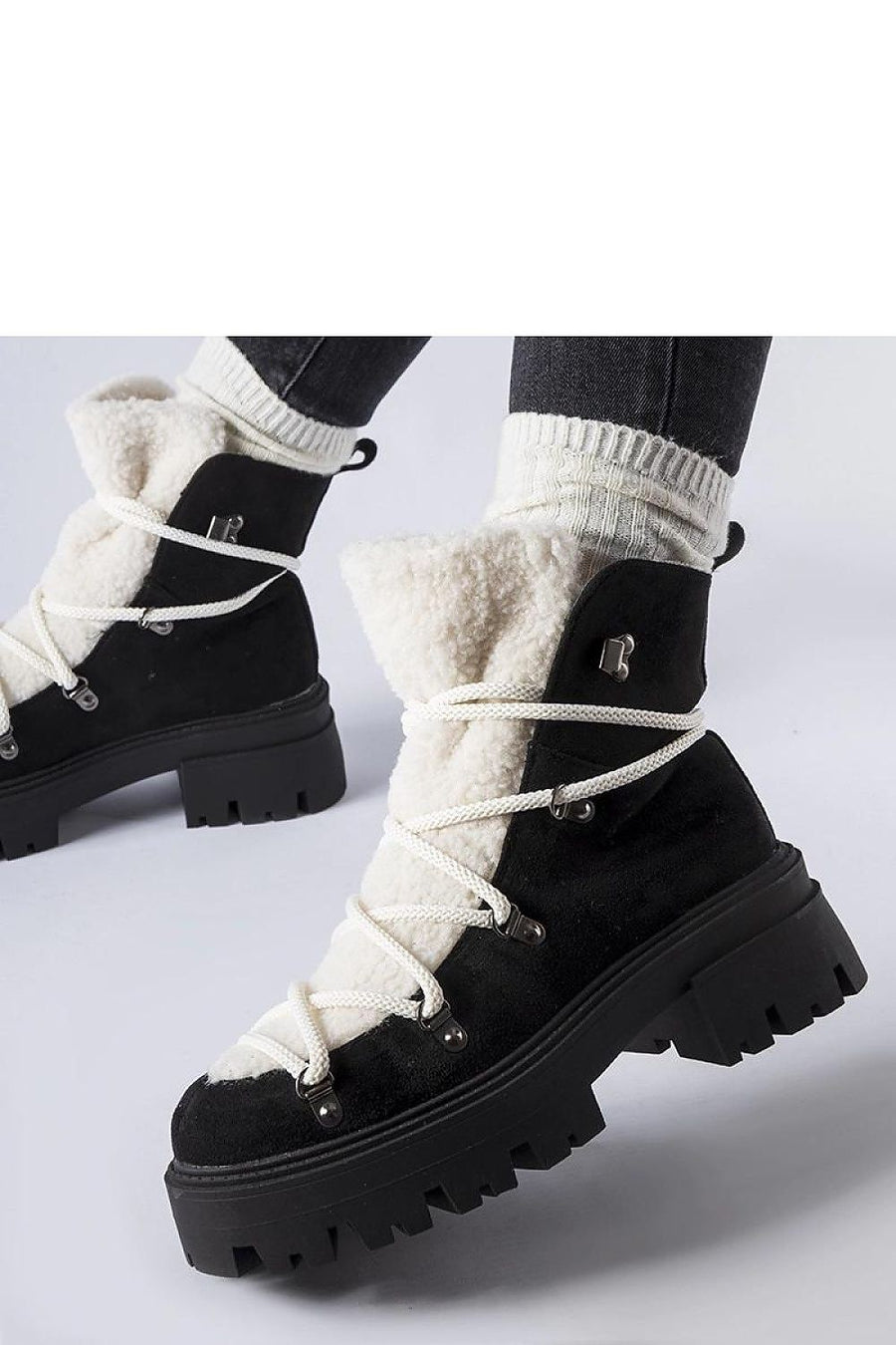  Bottes model 205828 Solea 