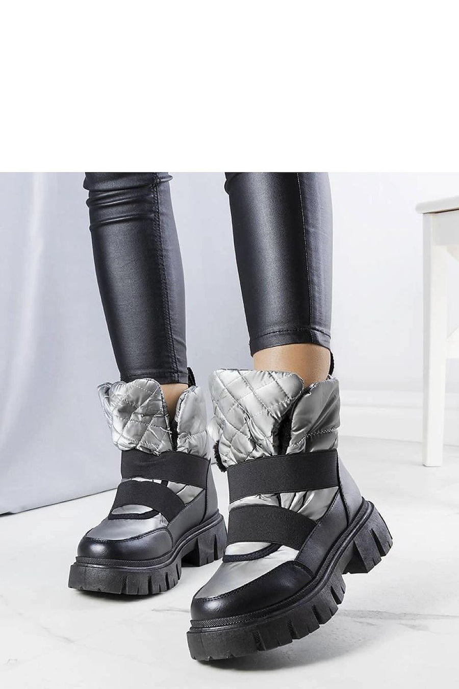  Bottes model 206423 Solea 