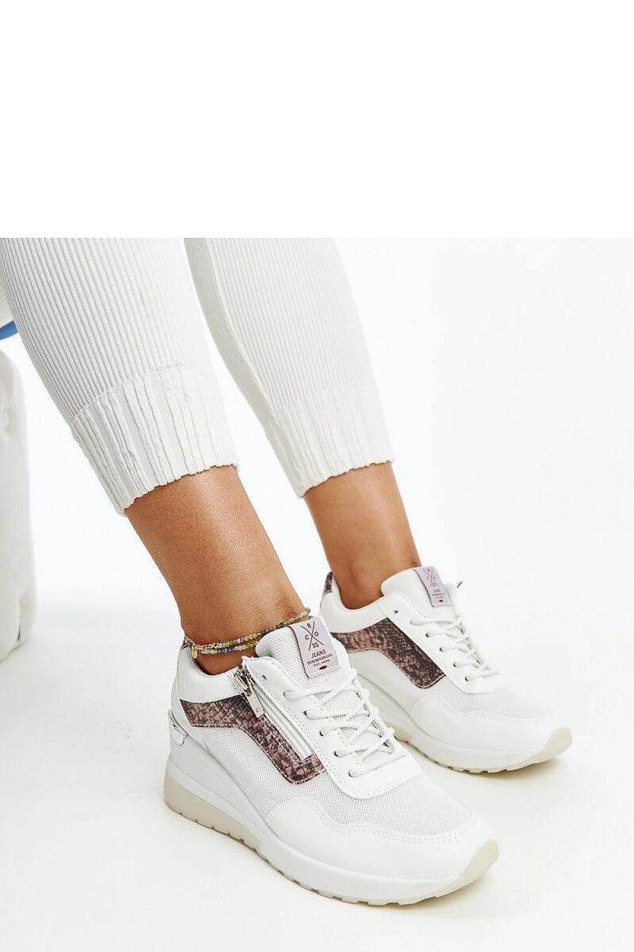  Baskets model 207349 Solea 