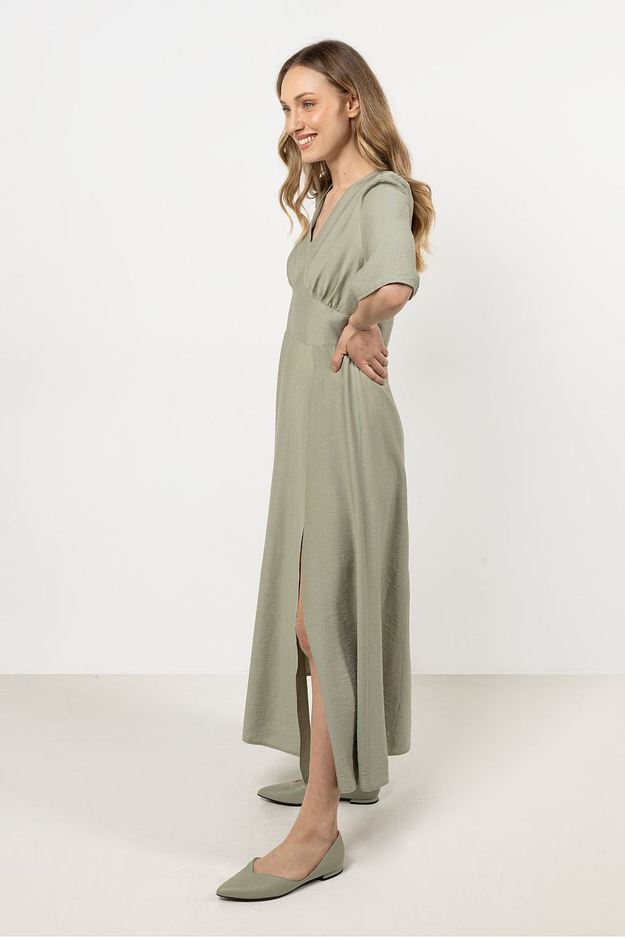  Robe de jour model 212213 awama 
