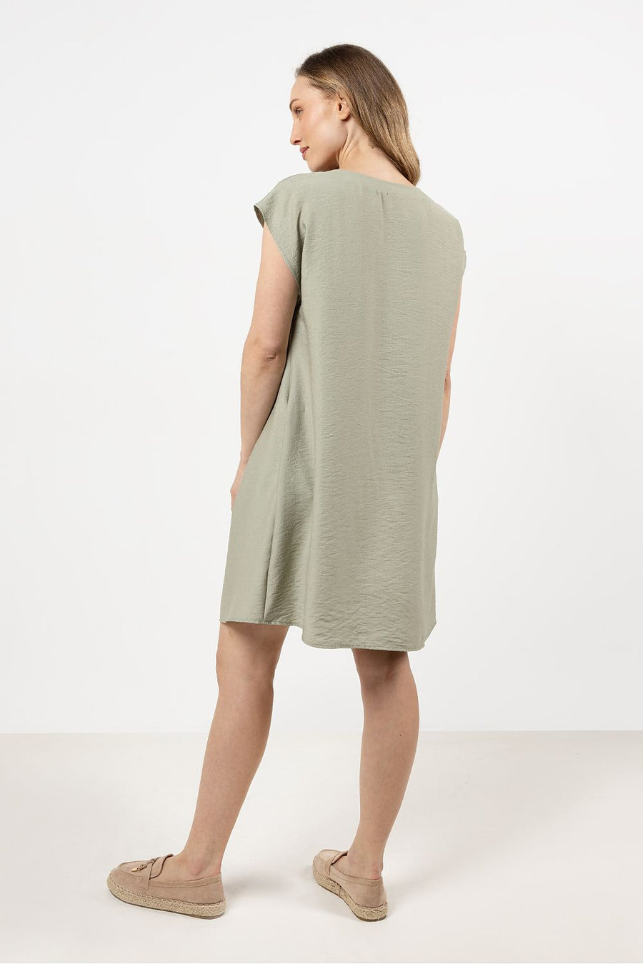  Robe de jour model 212242 awama 