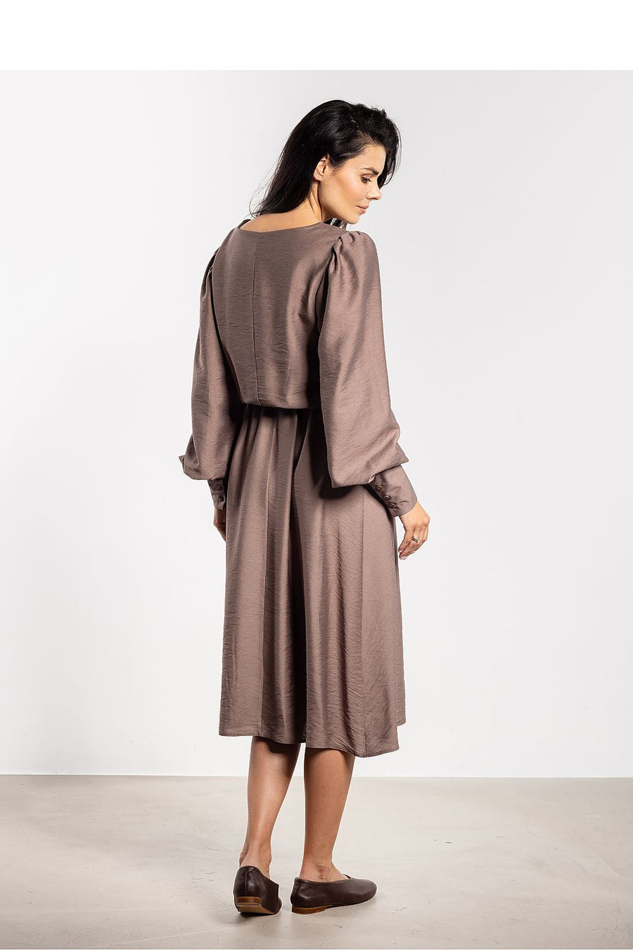  Robe de jour model 219023 awama 