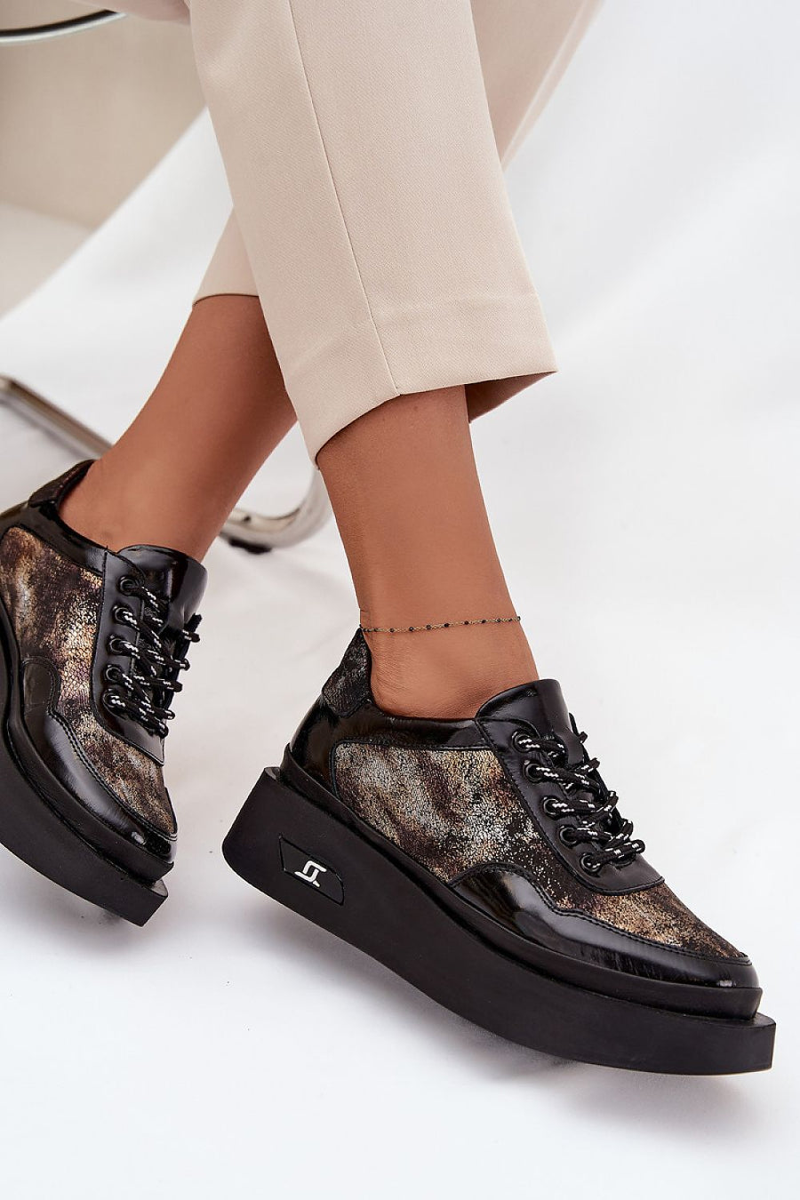  Chaussures Basses model 219106 Step in style 