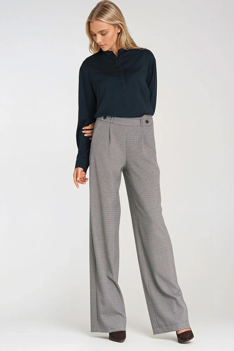  Pantalon femme model 219763 Nife 