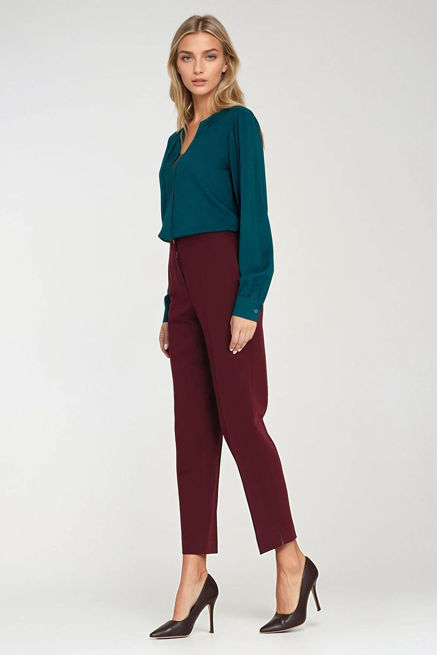  Pantalon femme model 219766 Nife 