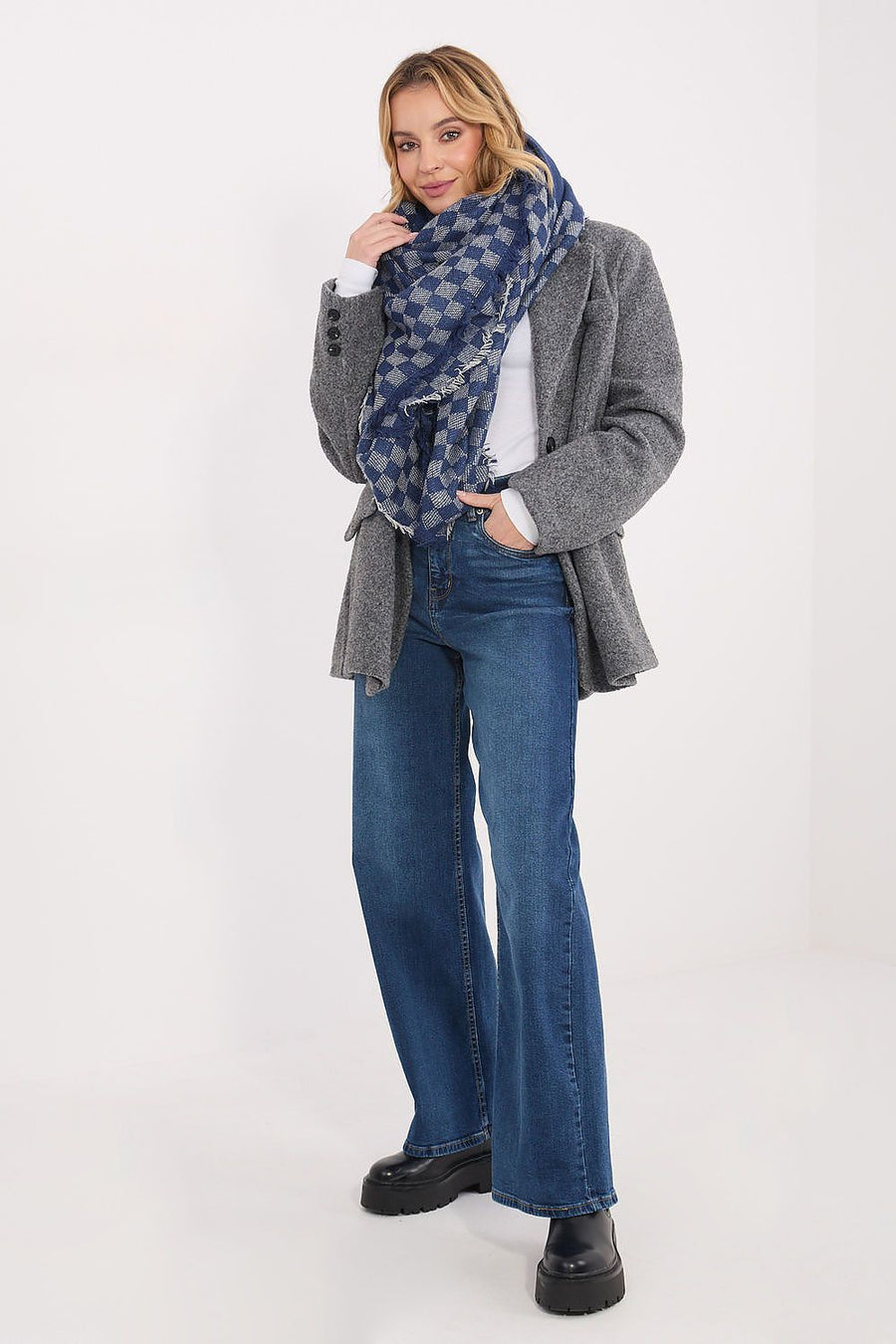  Châle model 222304 AT 