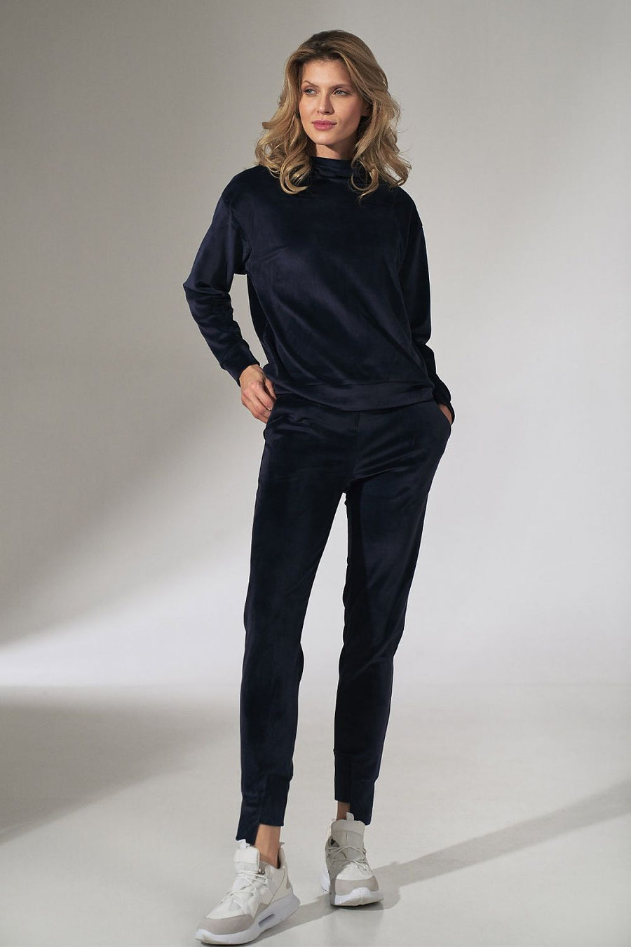  Pantalon survêtement model 151805 Figl 