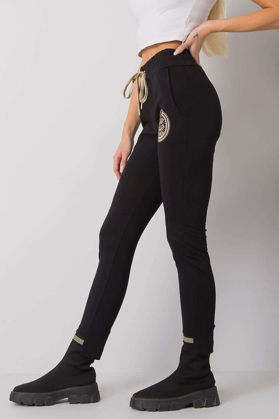  Pantalon survêtement model 159843 Relevance 