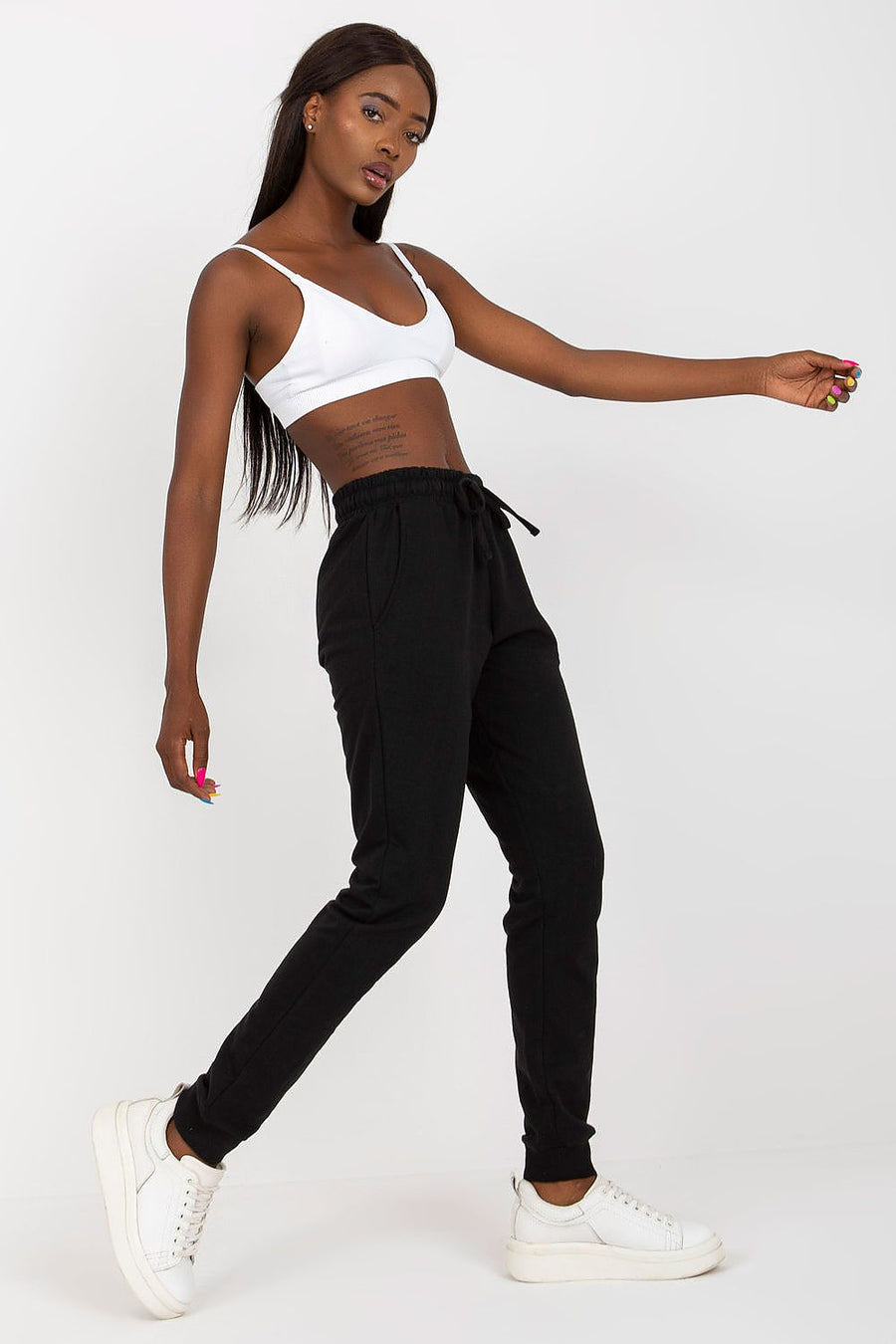  Pantalon survêtement model 169722 BFG 