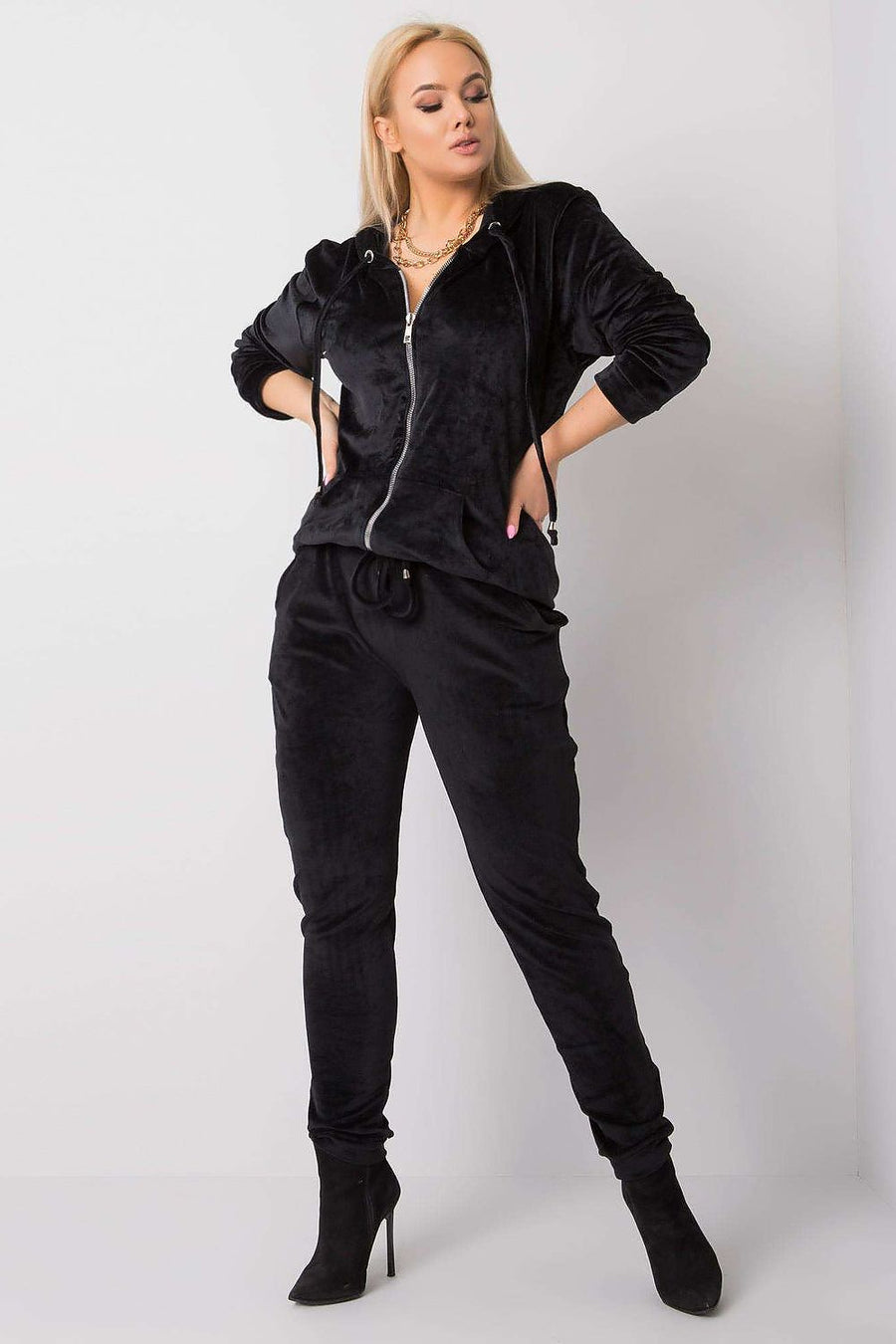  L`ensemble model 171045 Relevance 