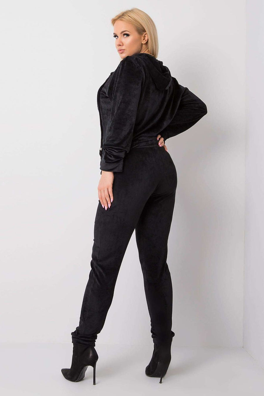  L`ensemble model 171045 Relevance 
