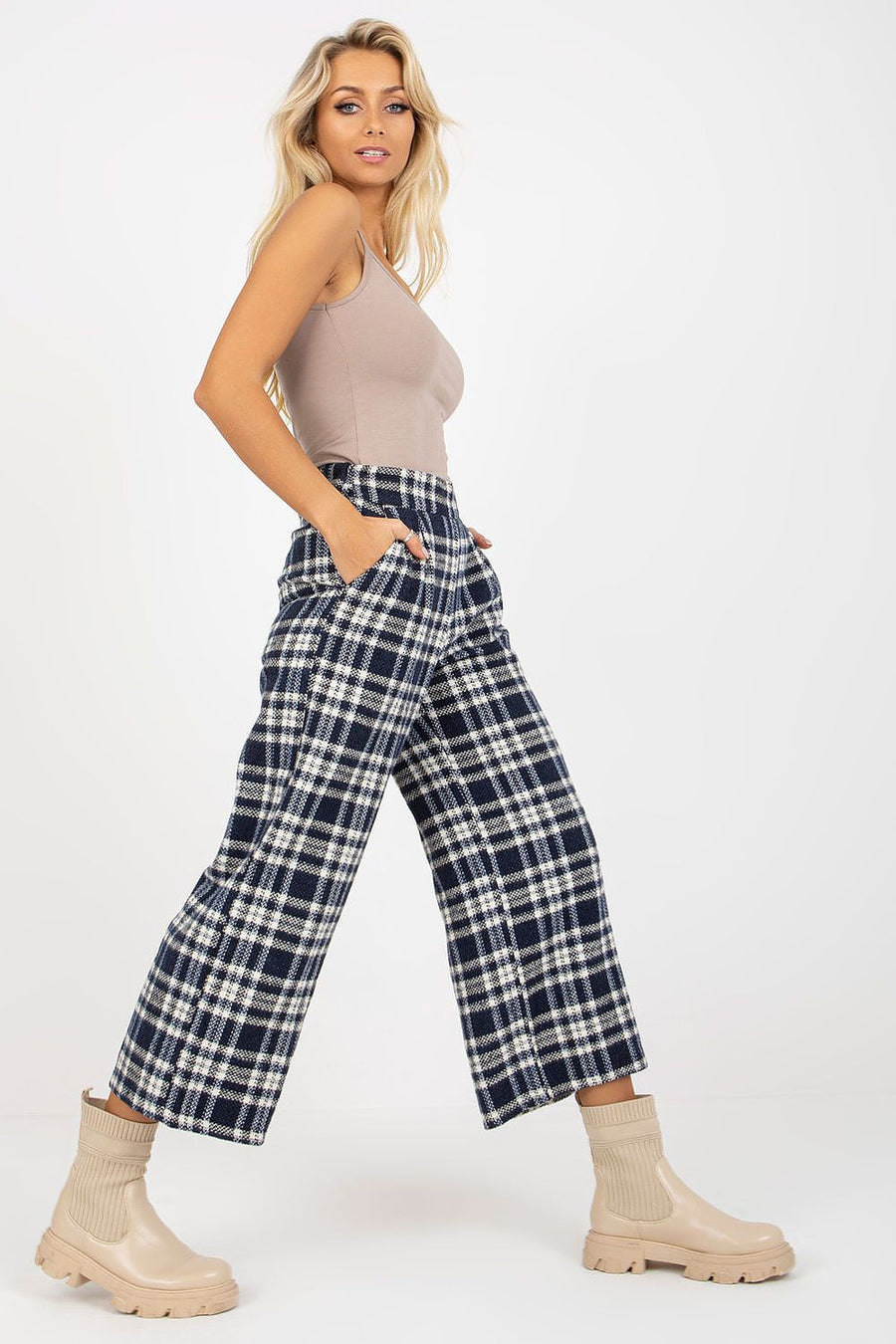  Pantalon femme model 175003 Lakerta 