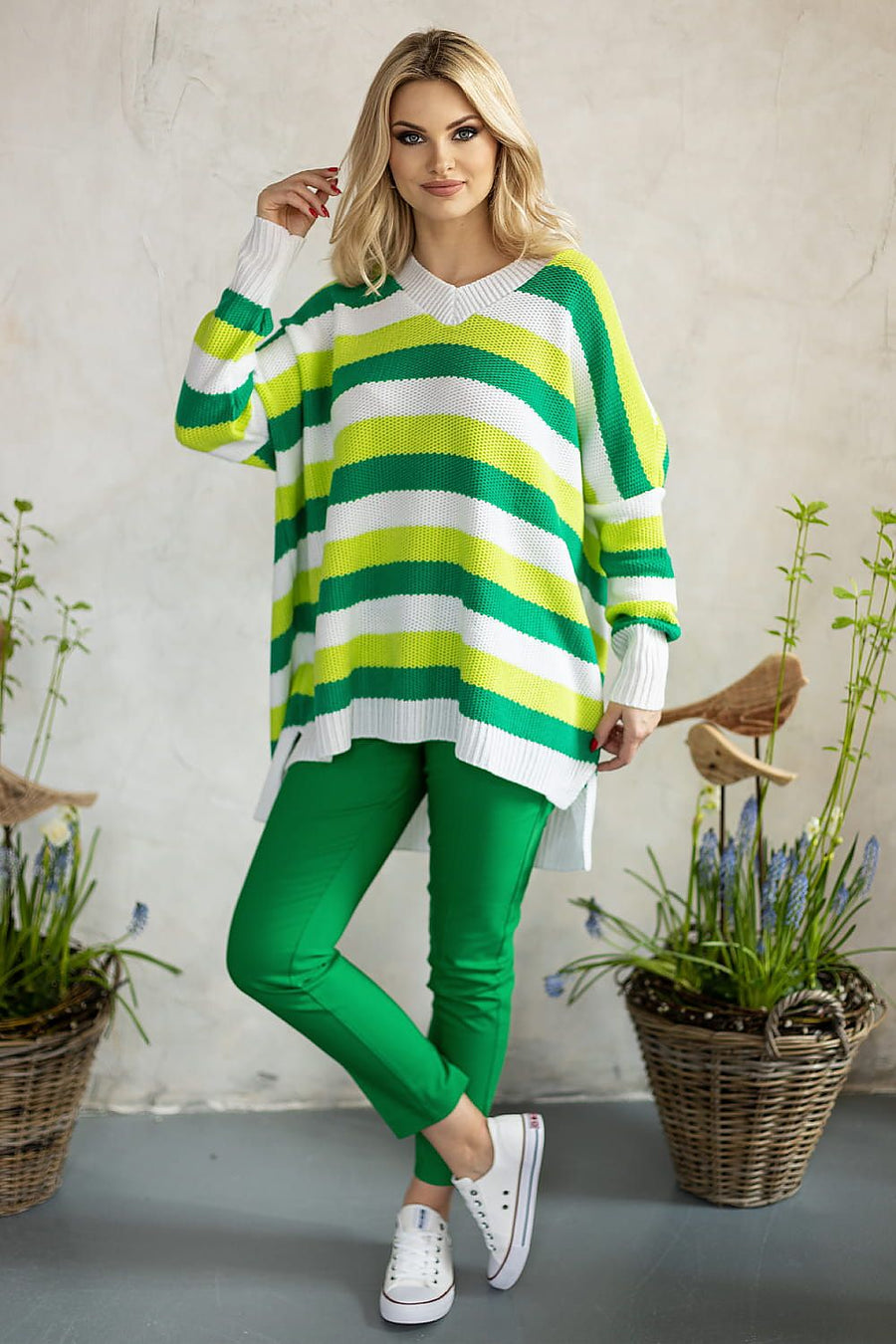  Chandail model 178647 PeeKaBoo 