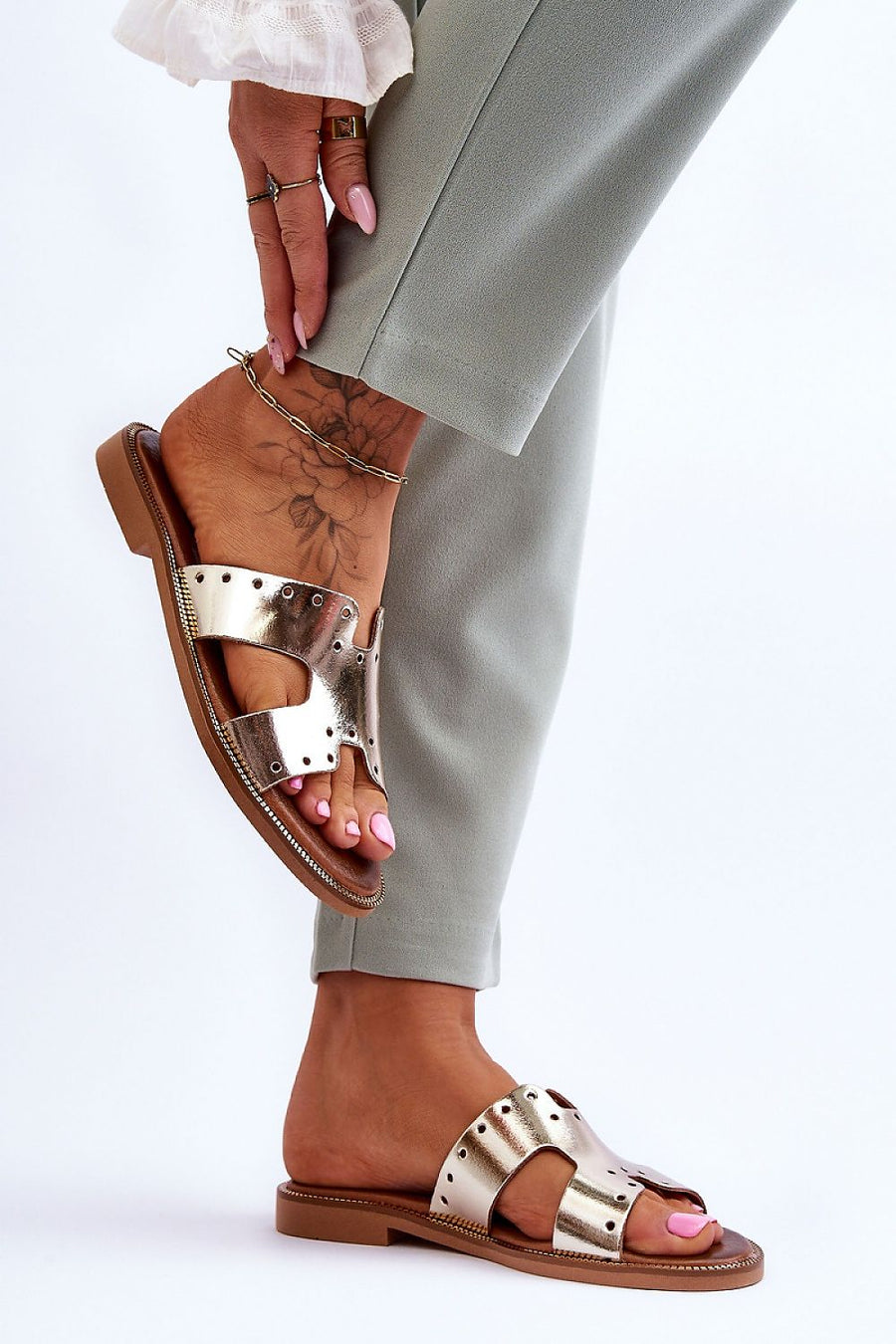  Clacquettes model 179078 Step in style 