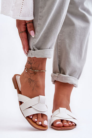  Clacquettes model 183490 Step in style 