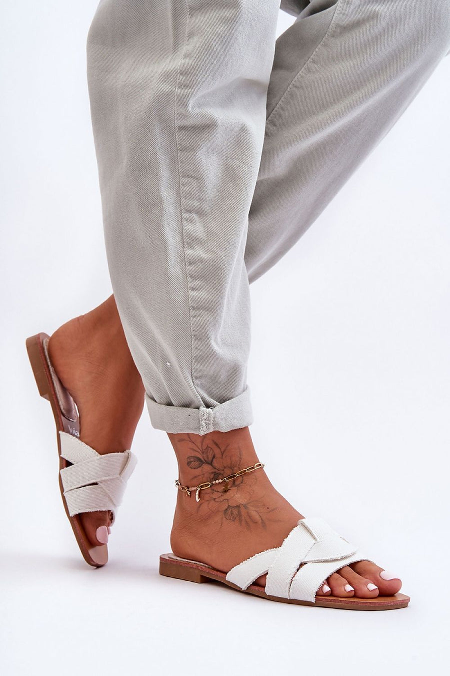  Clacquettes model 183490 Step in style 