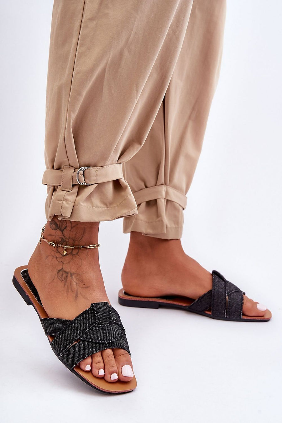  Clacquettes model 183492 Step in style 