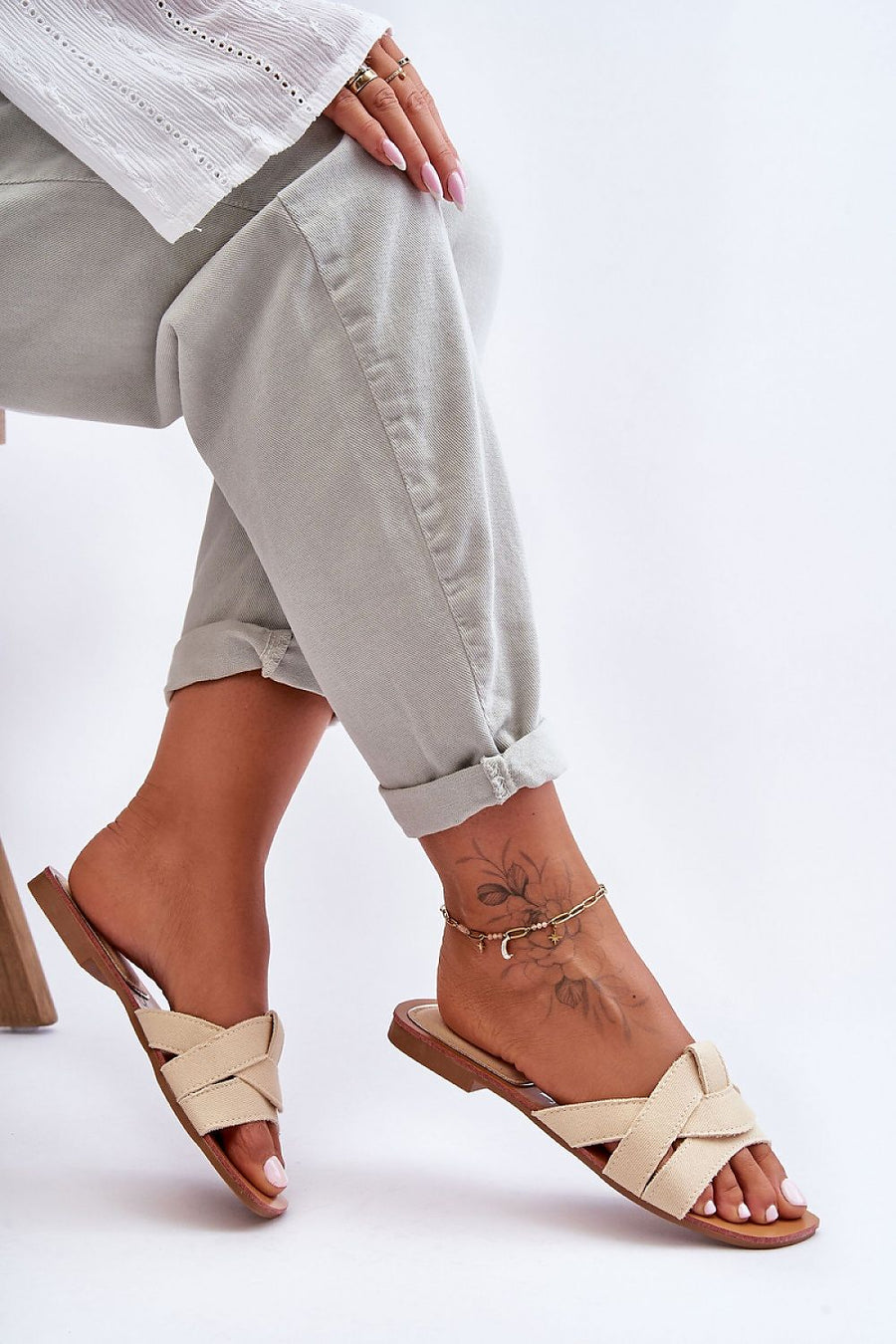  Clacquettes model 183493 Step in style 