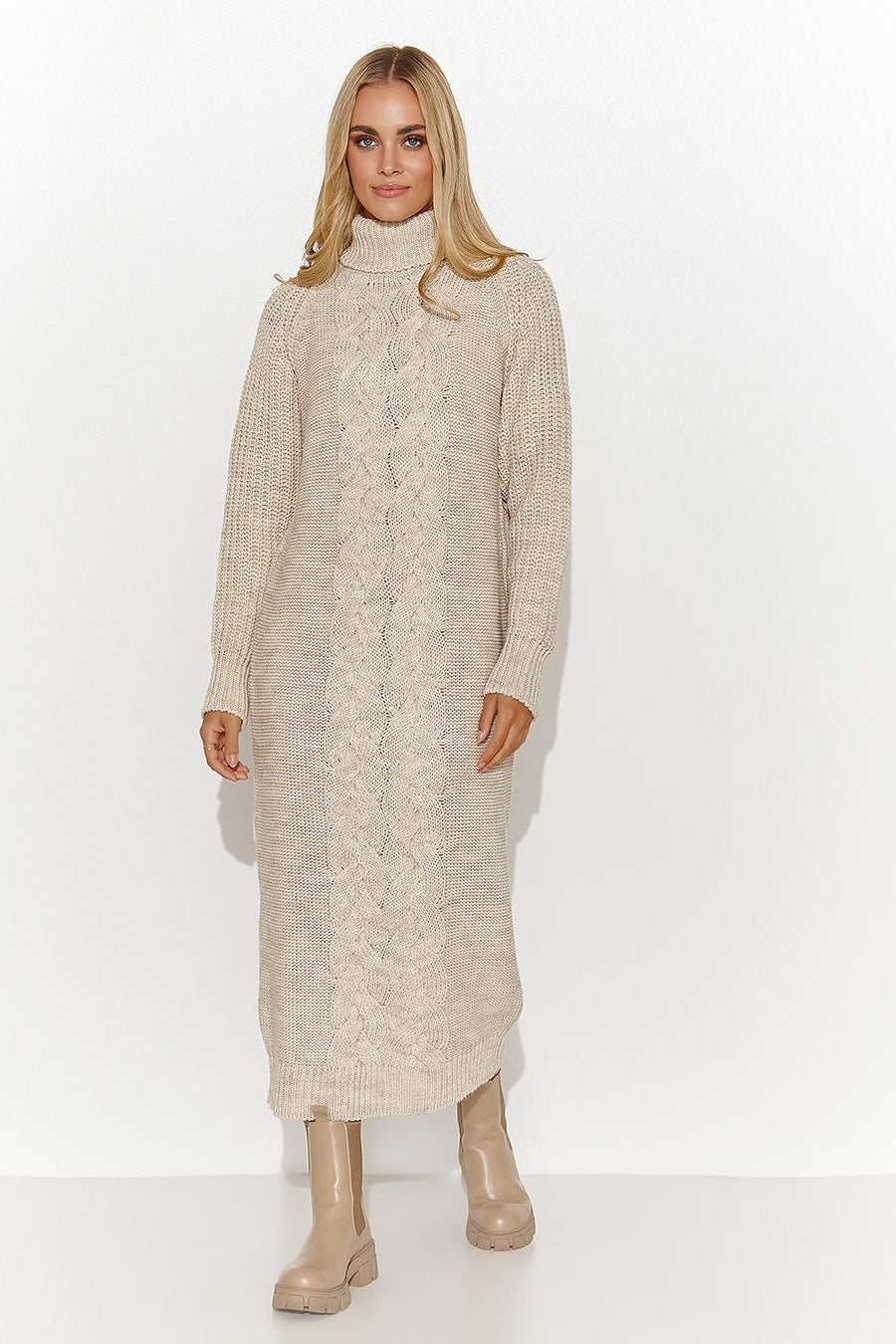  Robe de jour model 185221 Makadamia 